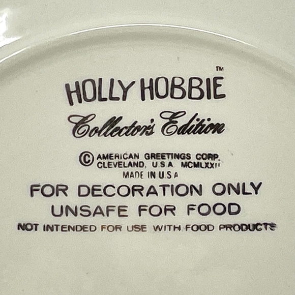 Vtg. Holly Hobbie Collectors Plate "The easist tasks are those done with love" - Picture 4 of 4